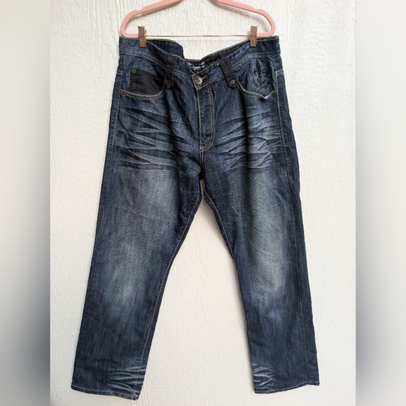 Vintage Y2K Escapism Embroidered Lions Jeans Men's Size 38WX34L - Picture 1 of 5